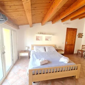 Indipendenza , Iglesias Italia